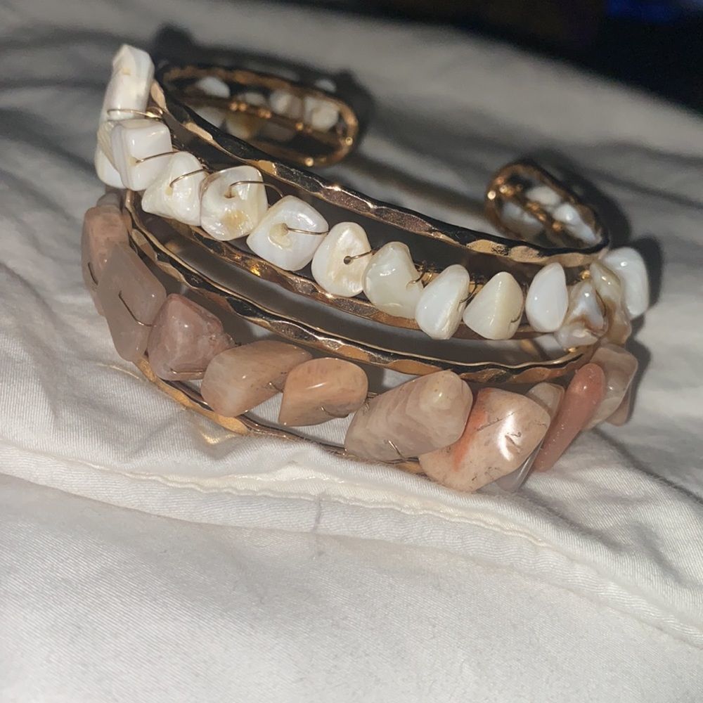 Two Agate Chips Cuff Bracelets - Picture 8 of 10